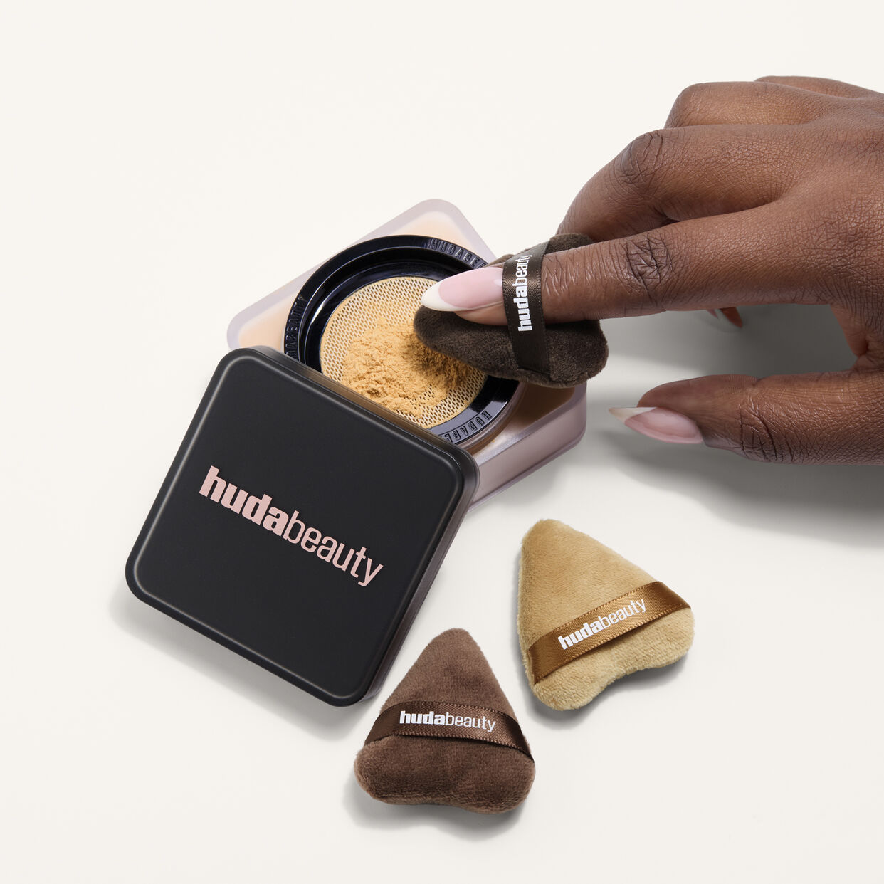 HUDA BEAUTY -Mini Puffs Powder Puff Trio *pre-order*