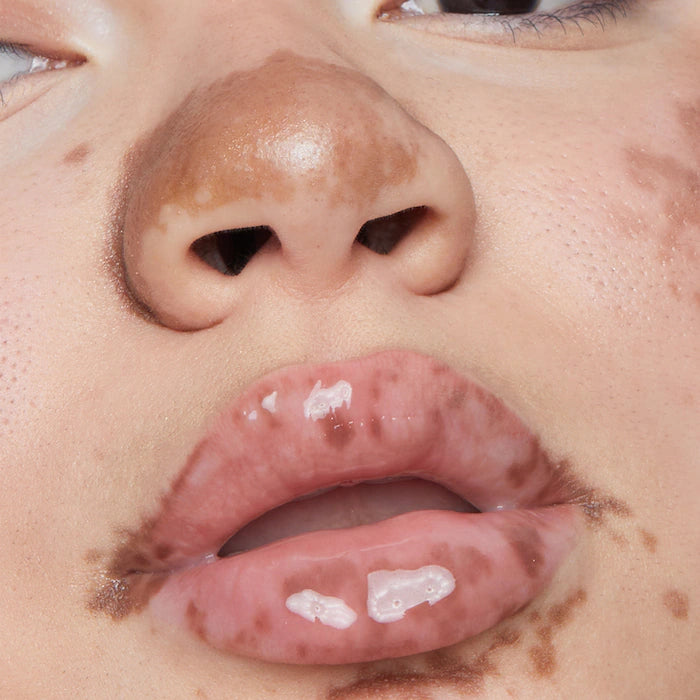 REFY
Lip Gloss
