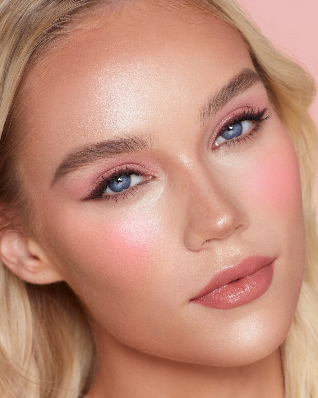 Charlotte Tilbury Matte Beauty Blush Wand *pre-order*