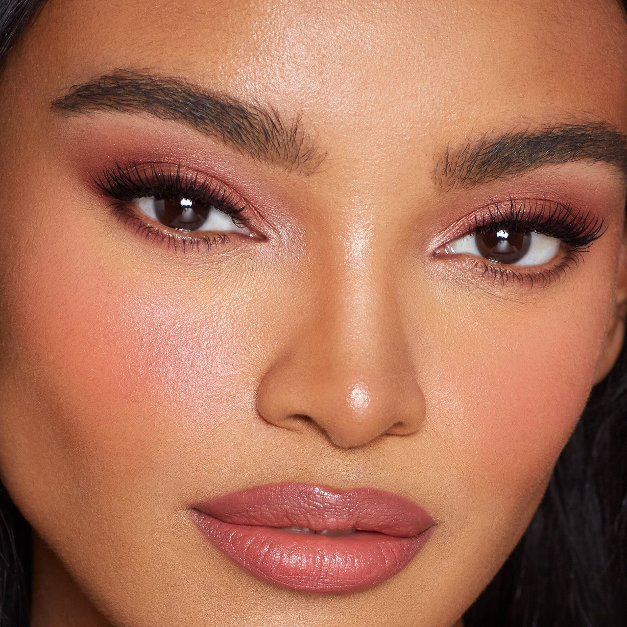 Charlotte Tilbury Matte Beauty Blush Wand *pre-order*